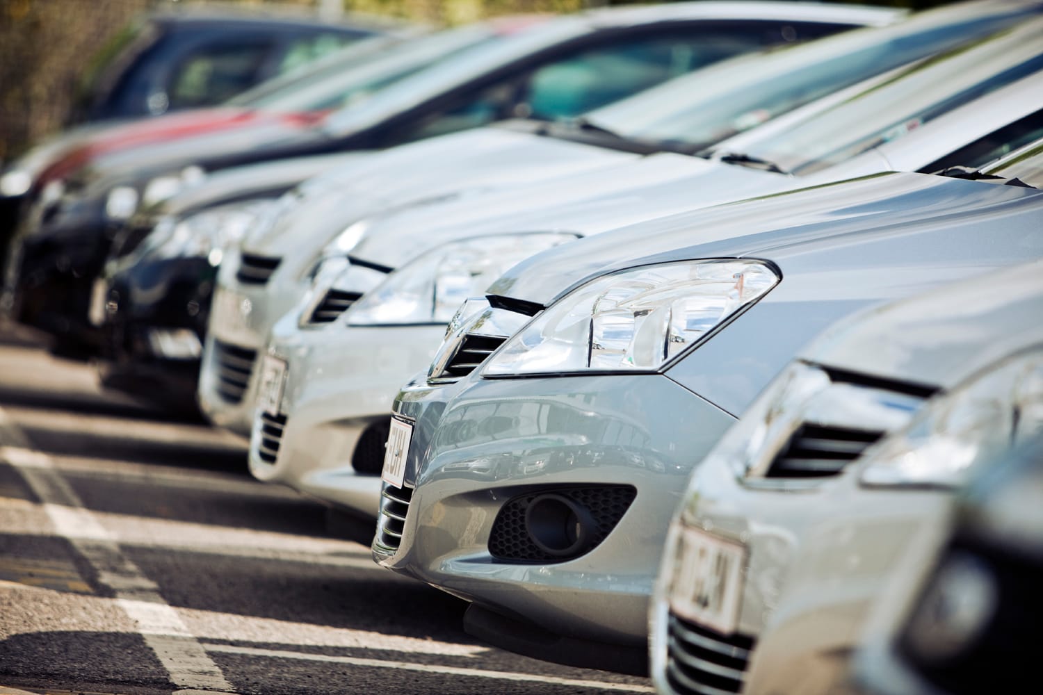 Продажі нових авто за рік зросли на 40%