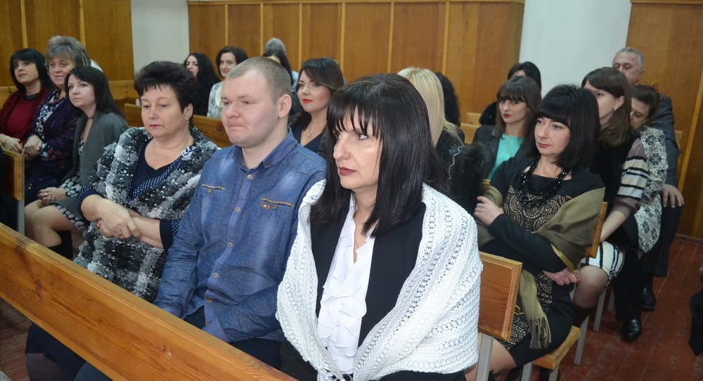 Працівників Переяслав-Хмельницького міськрайонного суду привітали з професійним святом