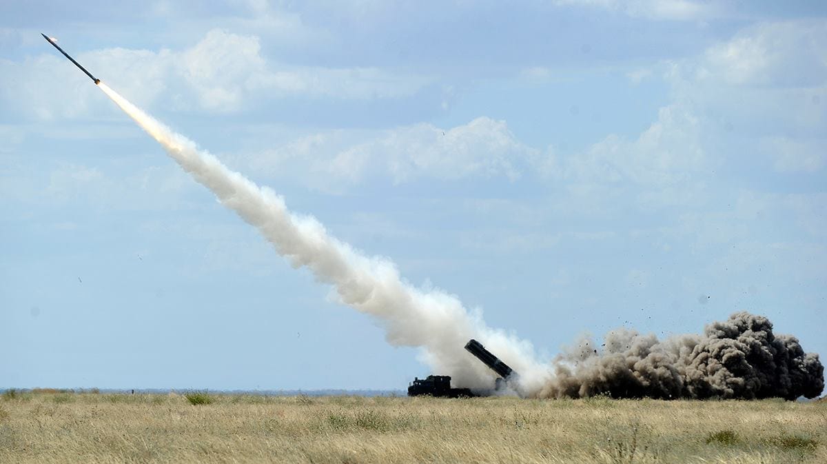 На півдні України стартували ракетні стрільби, реакції від РФ поки немає, – Повітряне командування “Південь”