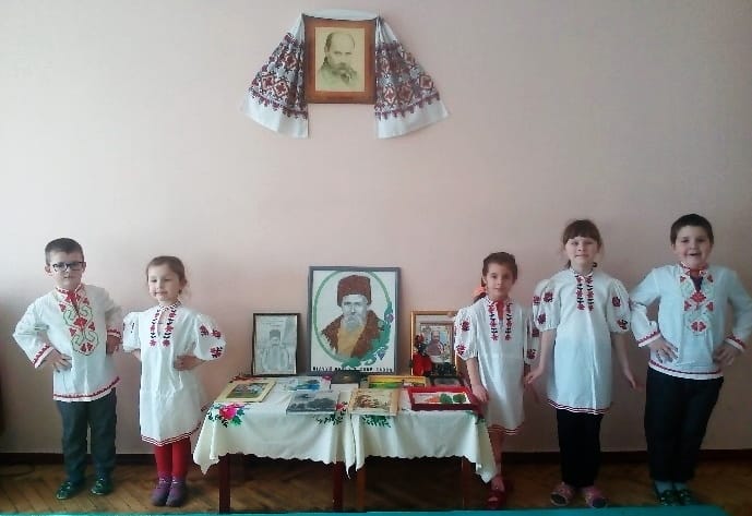 У навчальних закладах району проведені заходи з нагоди 203-ї річниці з дня народження Кобзаря