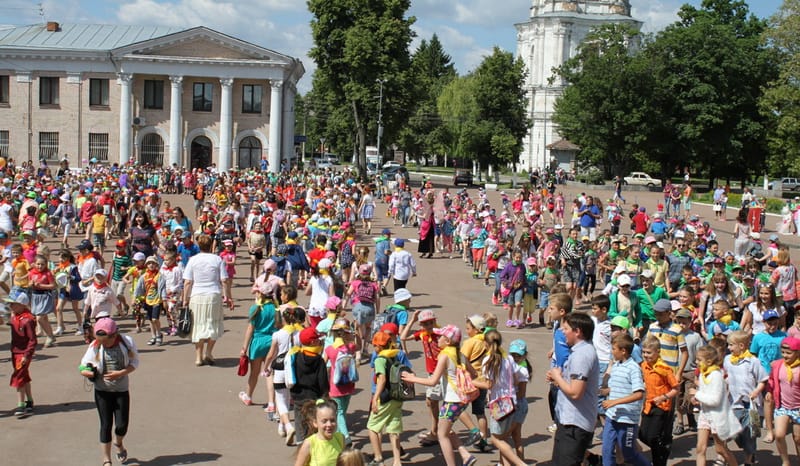 На центральній площі міста Переяслава-Хмельницького відбулося святкування Міжнародного дня захисту дітей