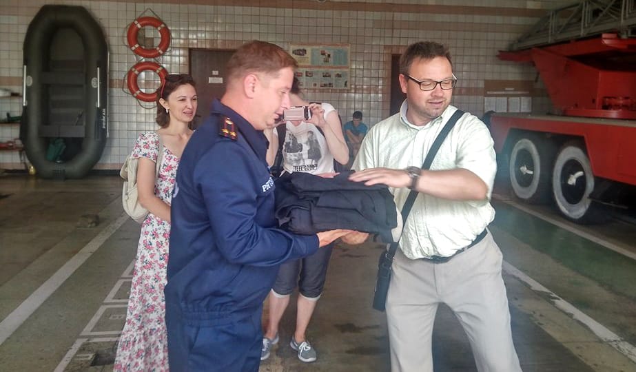 Рятувальники Переяславщини отримали новий бойовий одяг від німецьких волонтерів